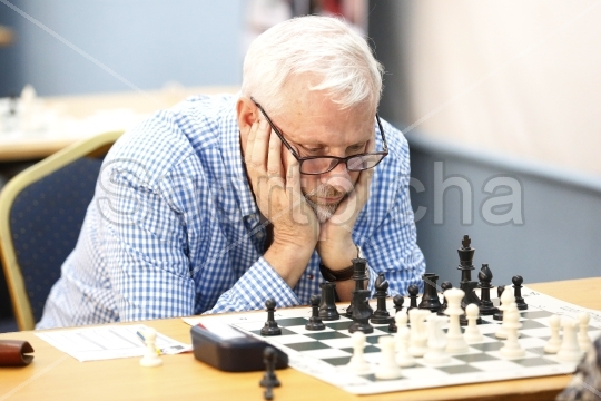 SP1PETERGILRUTH37V9812