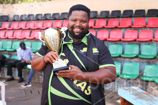 KABRAS SUGAR COACH CARLOS KATYA AWARDED